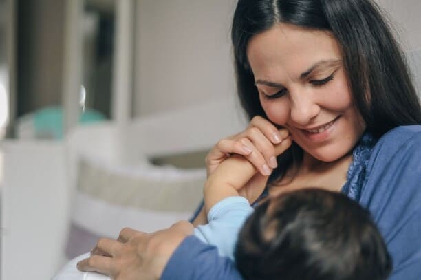 ventajas de la lactancia materna para los hijos